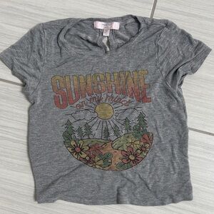 Girls Moa Moa Grey 'Sunshine' Graphic Tee with Twist Open back from Dillard’s